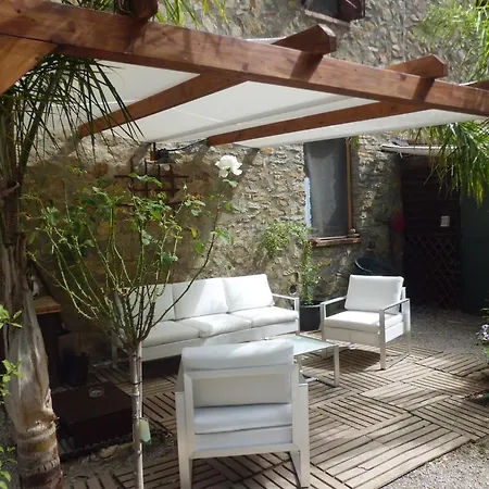 Casa Batia *